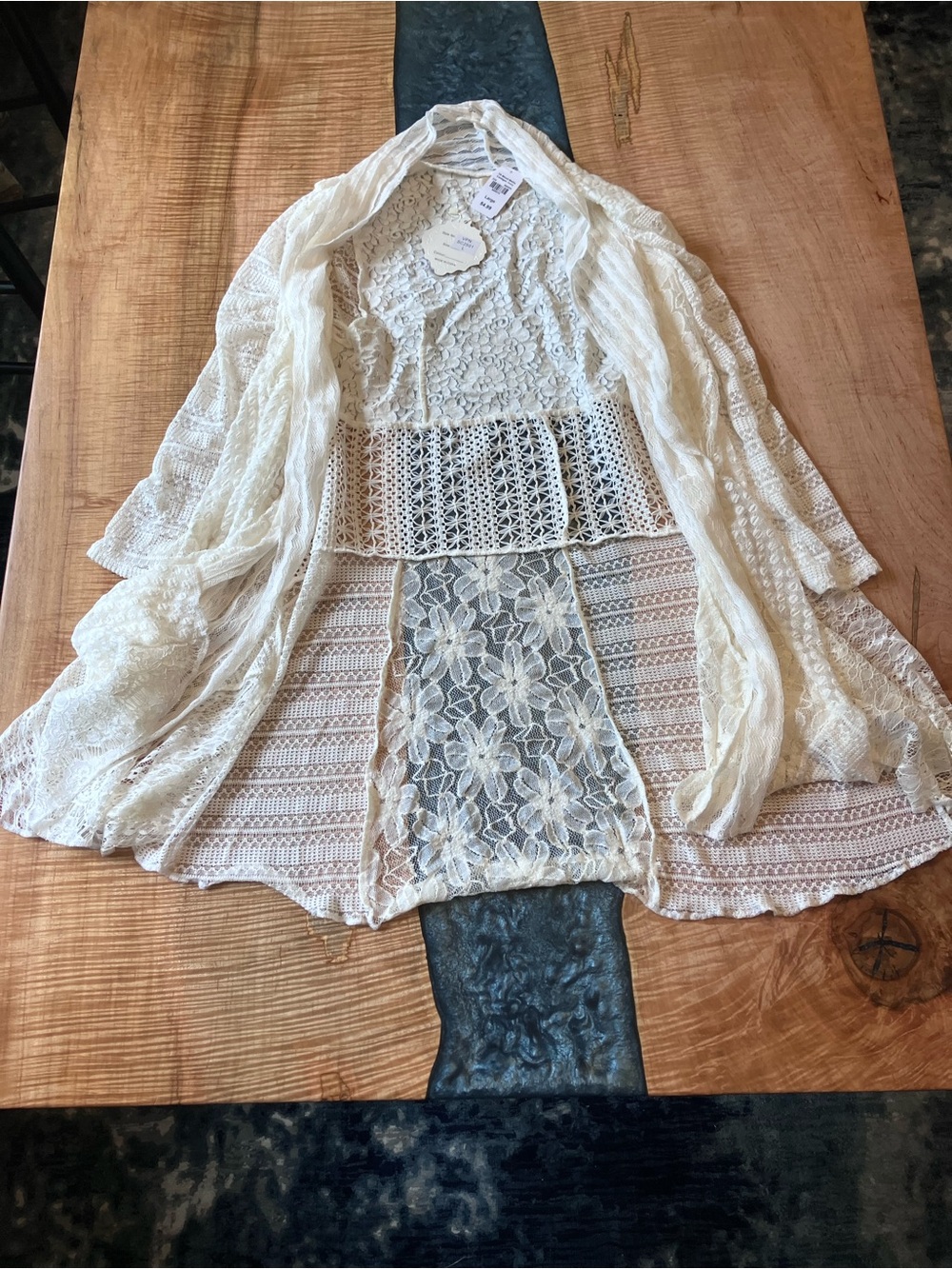 Simply Couture long sleeve lace cardigan